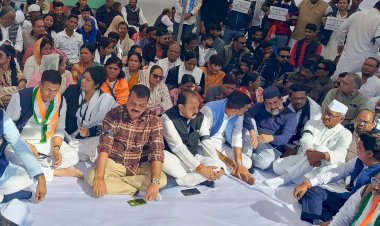 भारत जोड़ो न्याय यात्रा पर हुए हमले के विरोध में भोपाल में मौन धरना प्रदर्शन