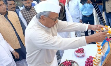 लोकतांत्रिक मूल्यों की रक्षा भारतीय संविधान की रक्षा में निहित: दिग्विजय सिंह