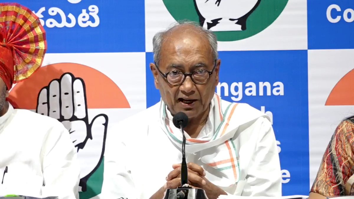 गांधी भवन तेलंगाना में प्रेसवार्ता