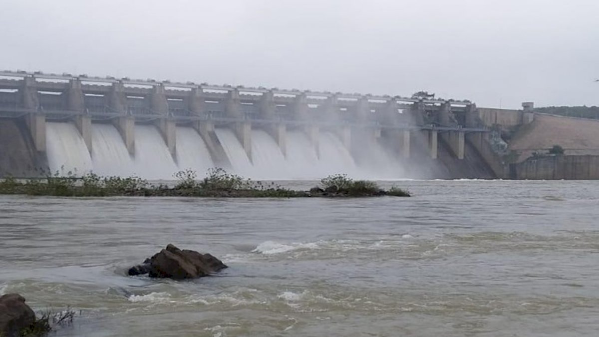 12 अप्रैल 1984  ध्यानाकर्षण चर्चा-बाणसागर योजना के अंतर्गत डूब में आये ग्रामों के किसानों  को मुआवजा न दिया जाना