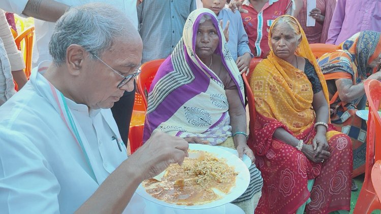 Constitution Satyagraha organized by District Congress Committee