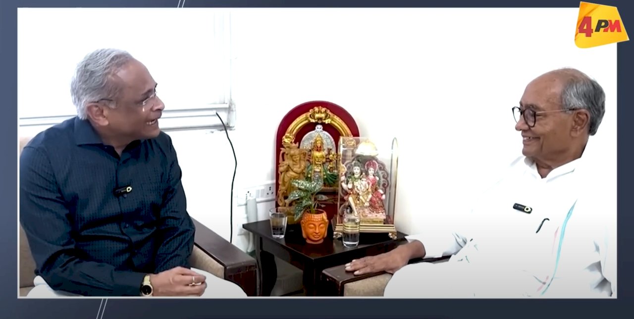 4PM के वरिष्ठ पत्रकार संजीव श्रीवास्तव के साथ सीधी बातचीत